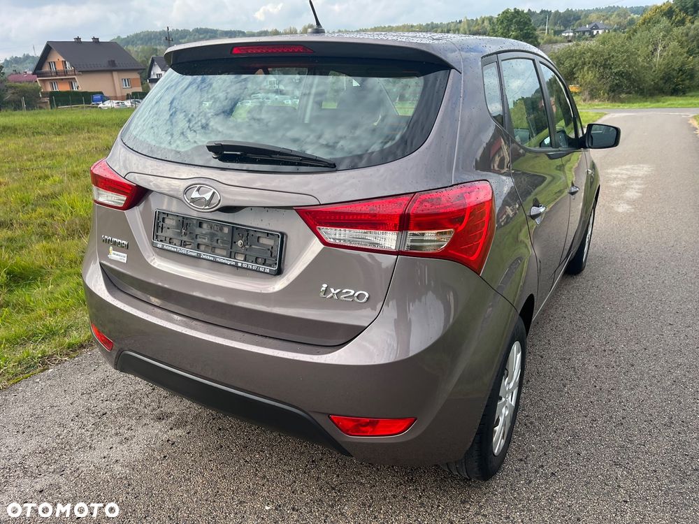 Hyundai ix20 1.4 UEFA EURO 2012 Edition - 9