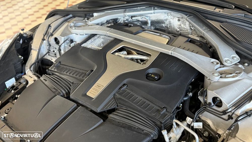 Aston Martin DBX 707 - 39