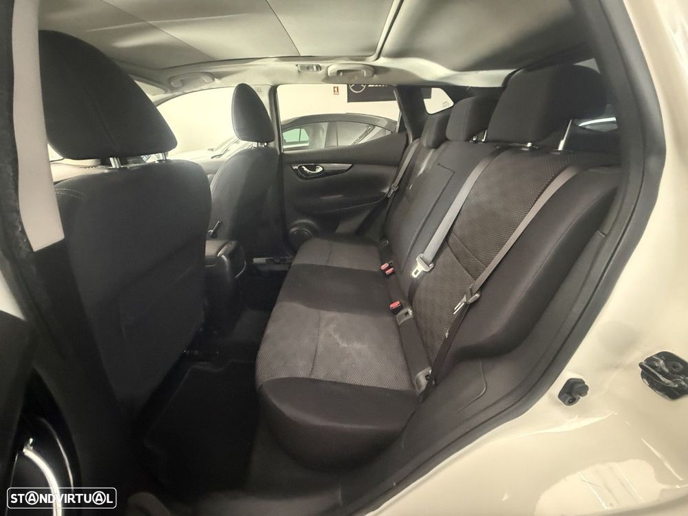 Nissan Qashqai 1.5 dCi Acenta - 11