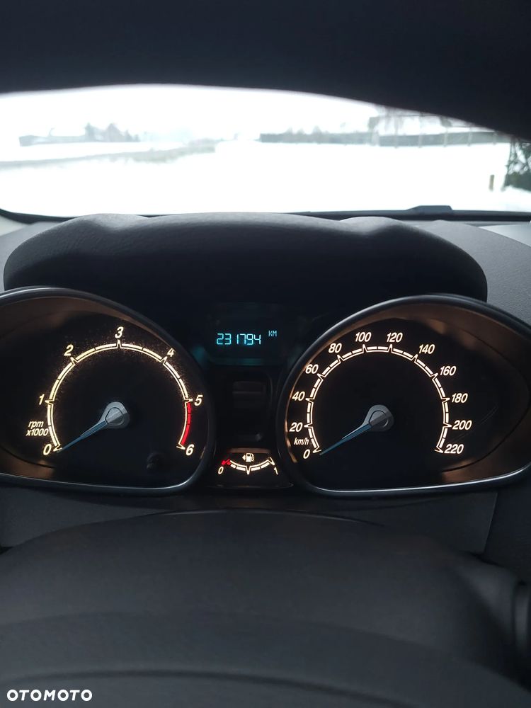 Ford Fiesta 1.5 TDCi Titanium - 15