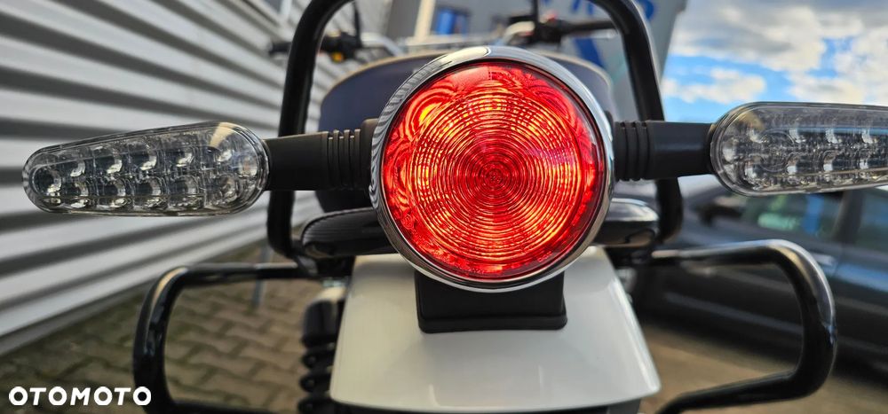 Royal Enfield Bear 650 - 17