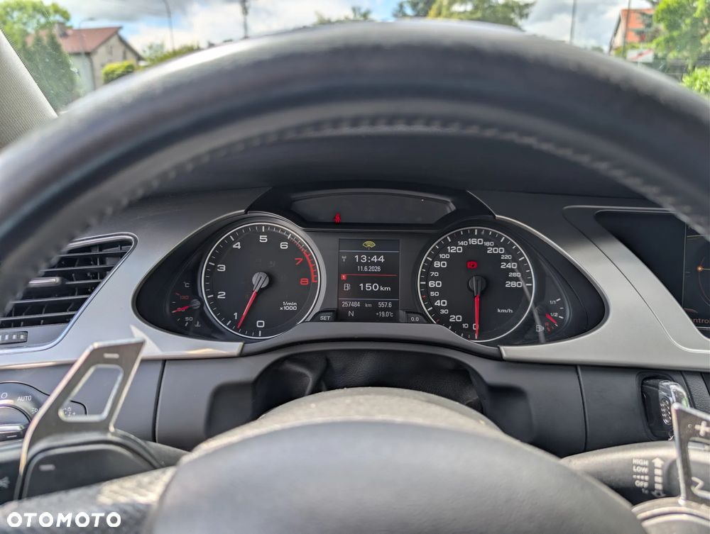 Audi A4 Allroad - 12