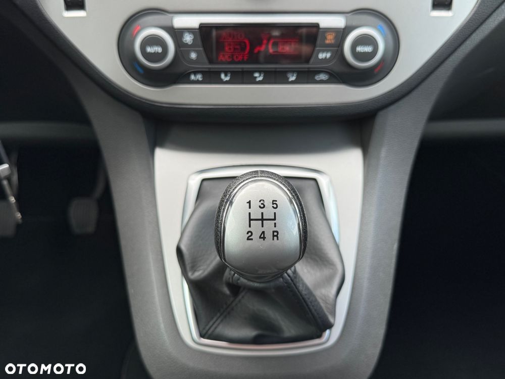 Ford C-MAX 1.8 Style+ - 34