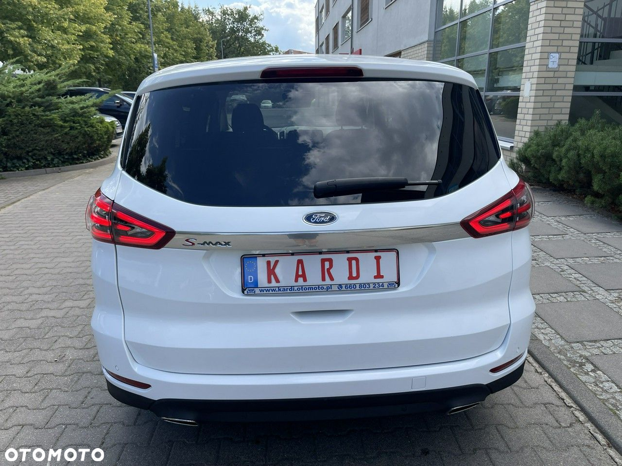 Ford S-Max - 7