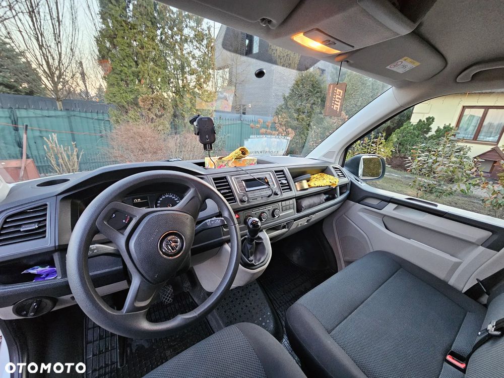 Volkswagen Transporter T6 - 16