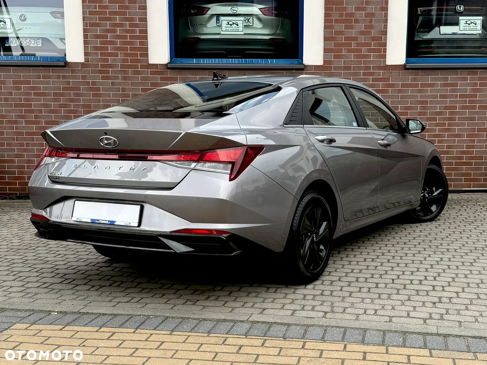 Hyundai Elantra 1.6 Smart CVT - 6