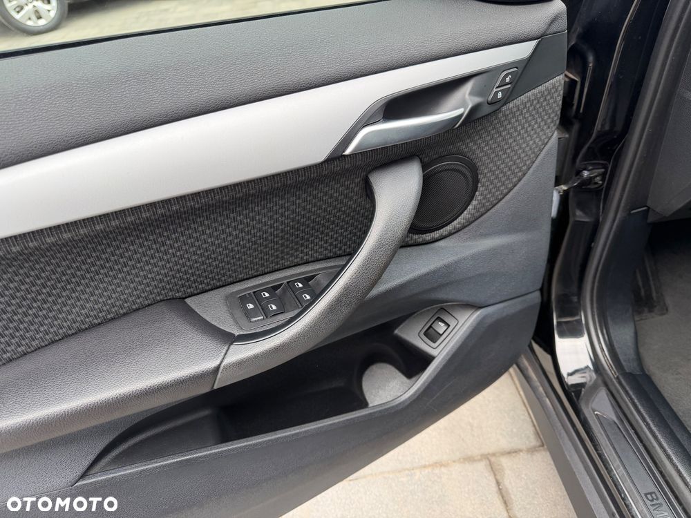 BMW X1 sDrive18d Advantage - 14