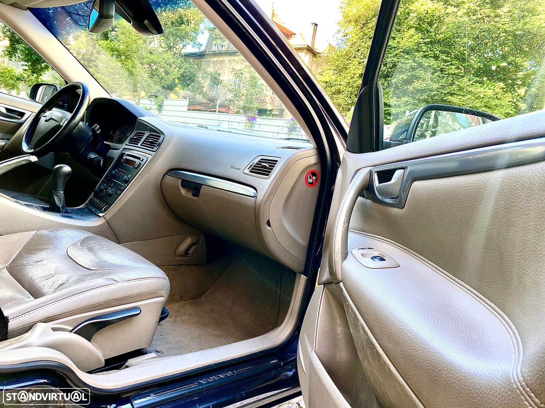 Volvo S60 2.4 D5 - 21