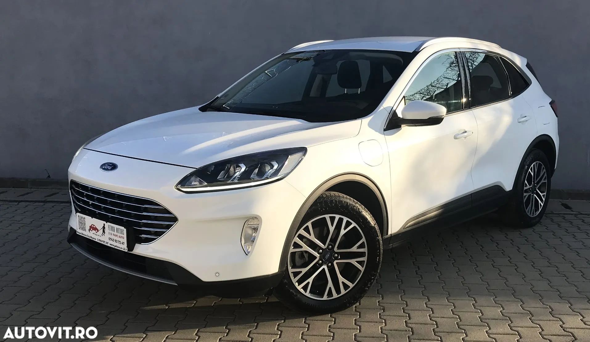 Ford Kuga 2.5 Duratec PHEV Titanium - 1