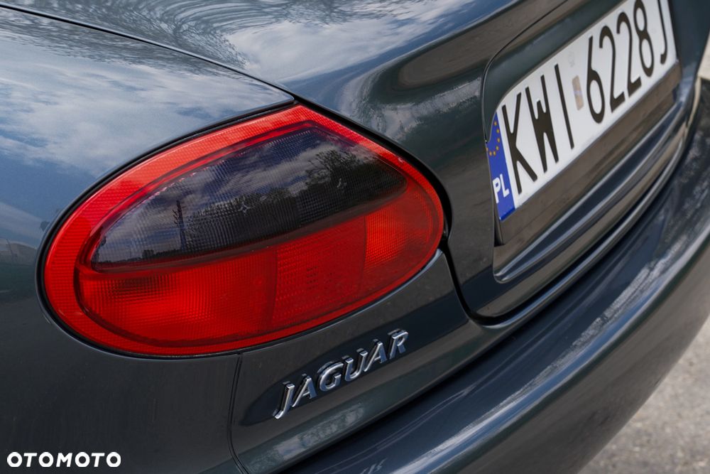 Jaguar XK8 - 8