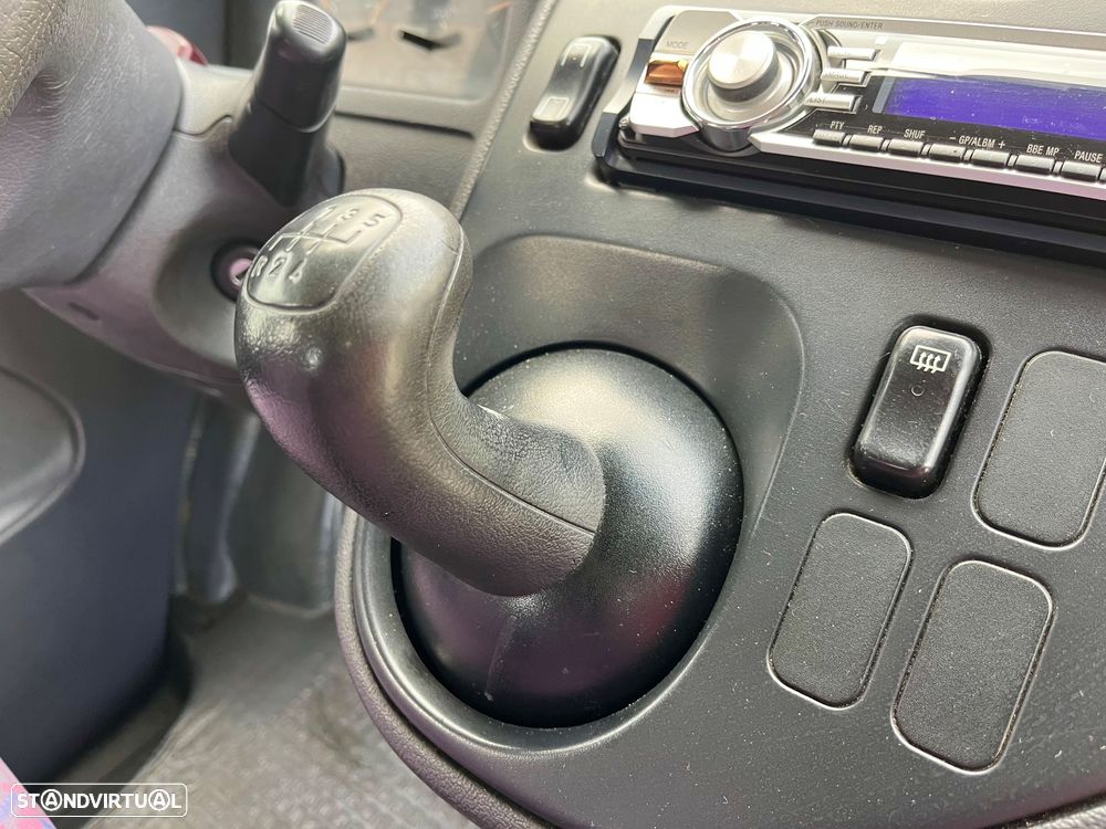 Mercedes-Benz Vito 108 2.3 D/30 - 27