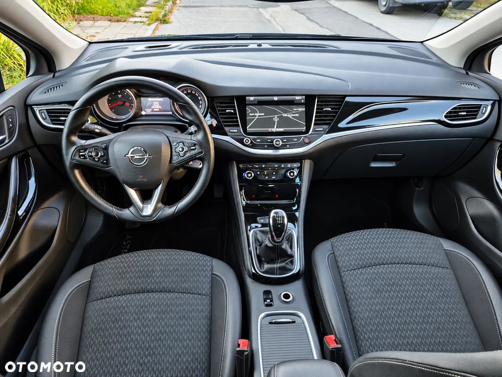 Opel Astra 1.4 Turbo Innovation - 19