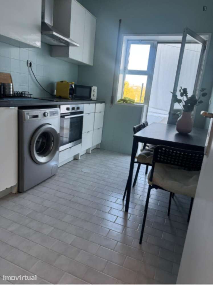 Apartamento com 2 quartos - localizado em Campanhã Porto - Grande imagem: 5/23