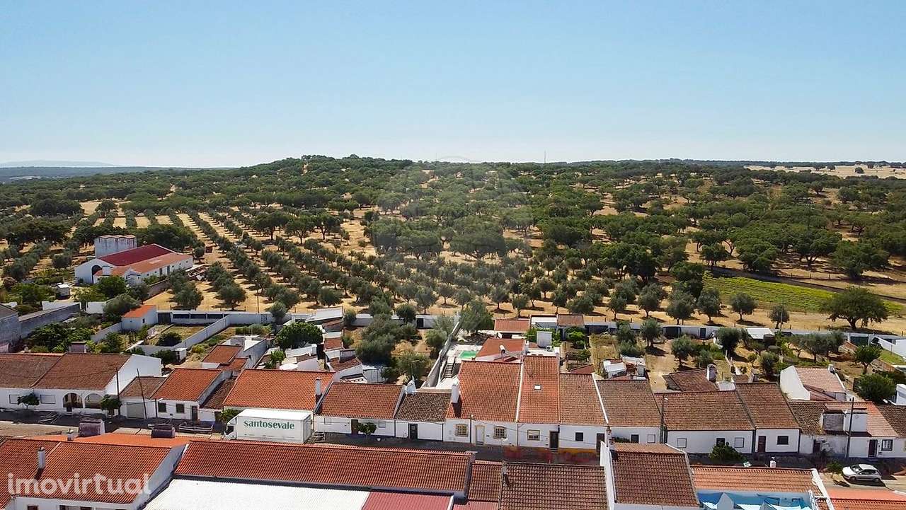 Moradia T2 para venda - Grande imagem: 2/20