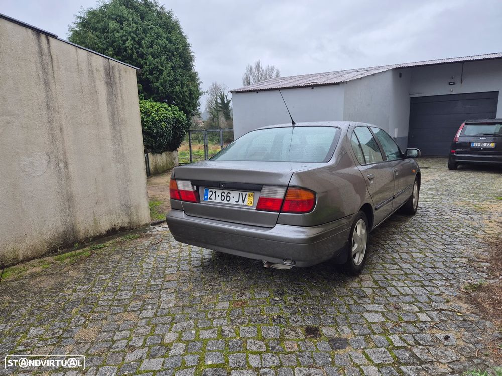 Nissan Primera Sedan 1.6 GX AC - 3