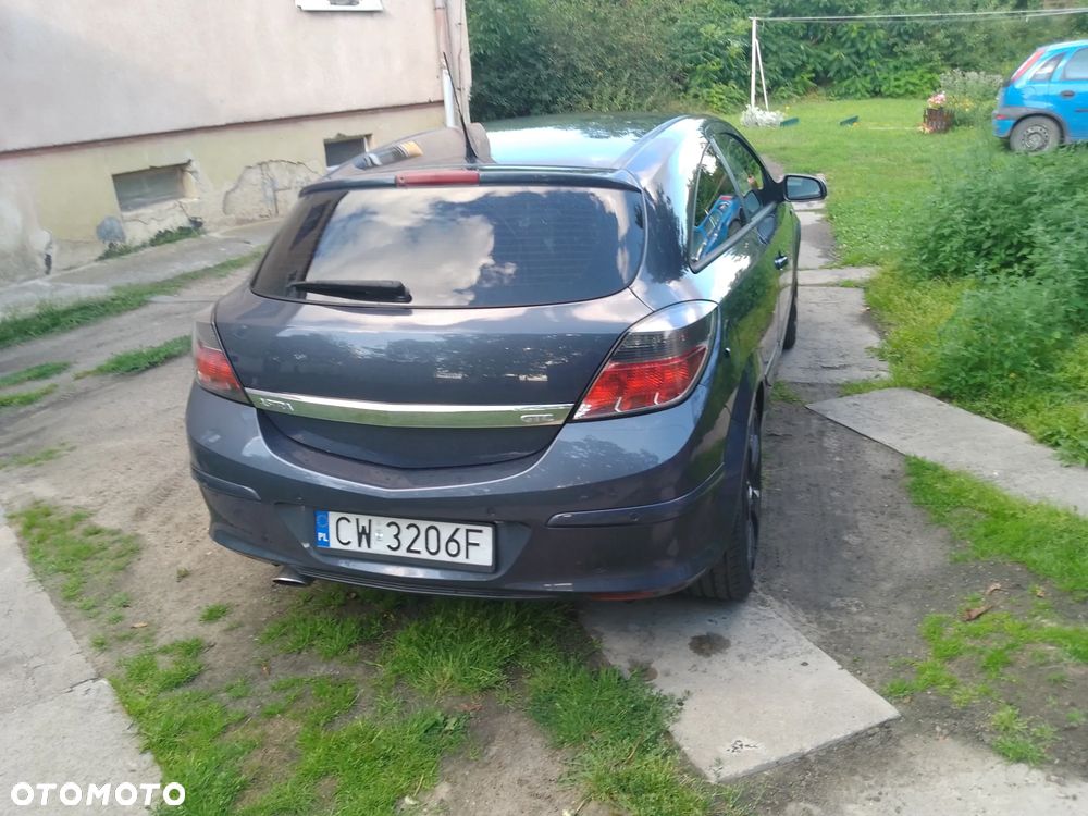 Opel Astra 2.0 T Cosmo - 2