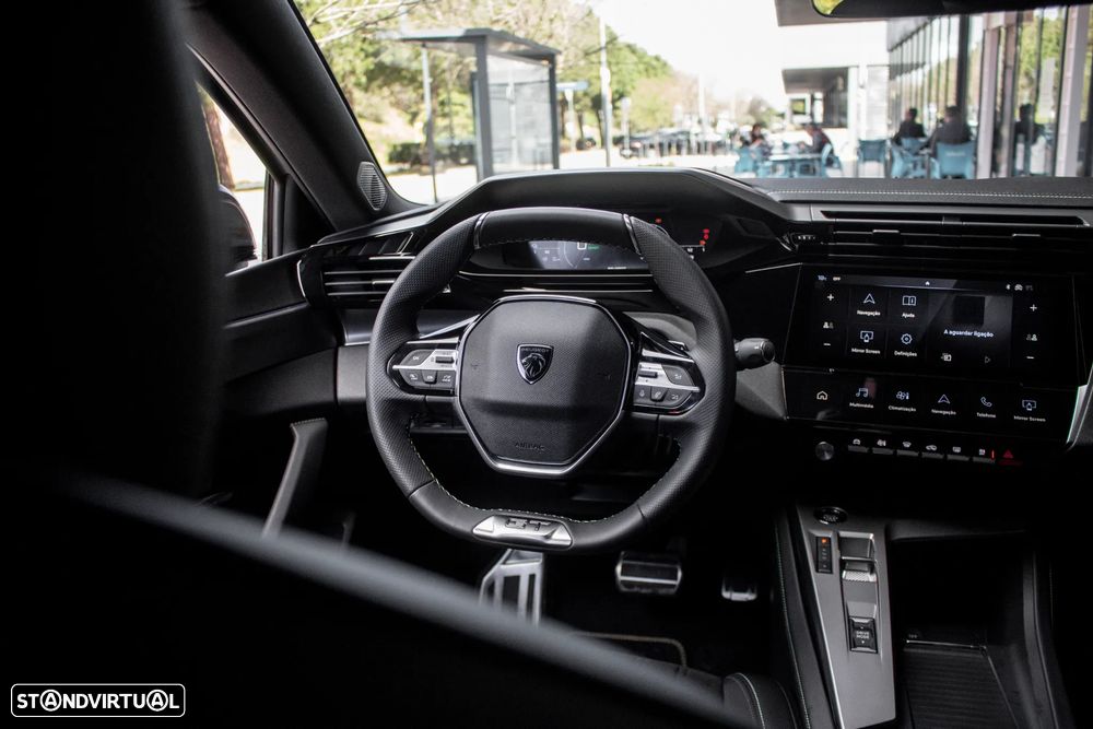 Peugeot 408 1.6 Hybrid GT e-EAT8 - 38