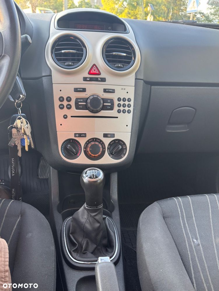 Opel Corsa 1.0 12V - 11