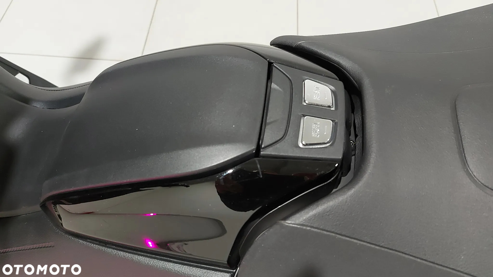Yamaha Tmax - 13
