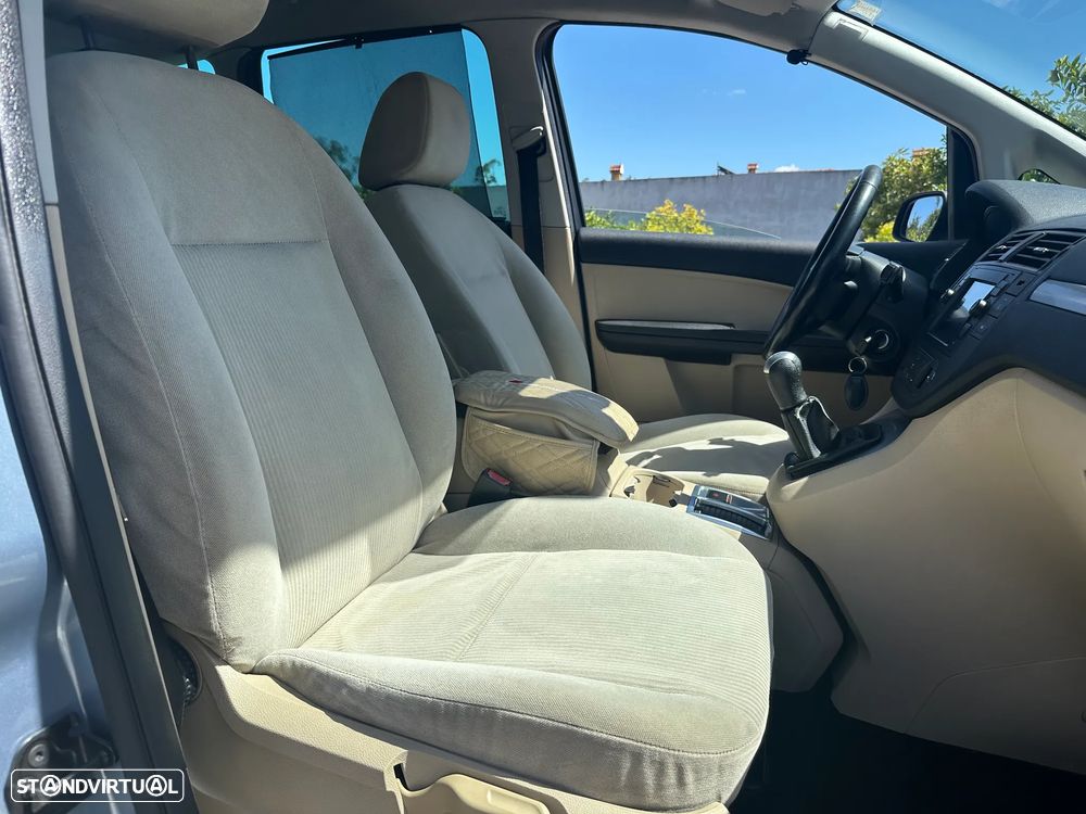 Ford Focus C-Max 1.6 TDCi Ghia - 37