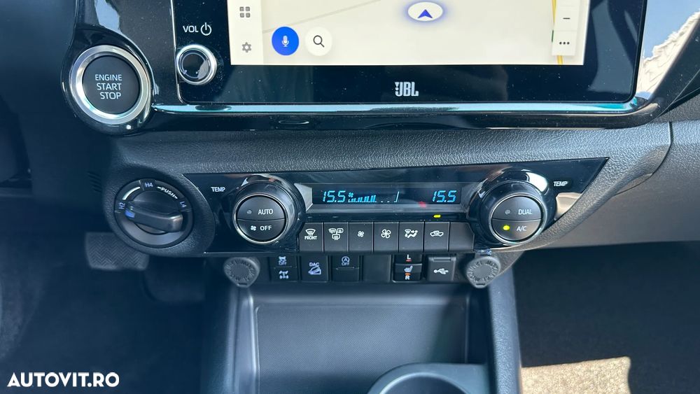 Toyota Hilux 2.8D 204CP 4x4 Double Cab AT MHEV Invincible Color Edition (3E5) - 18