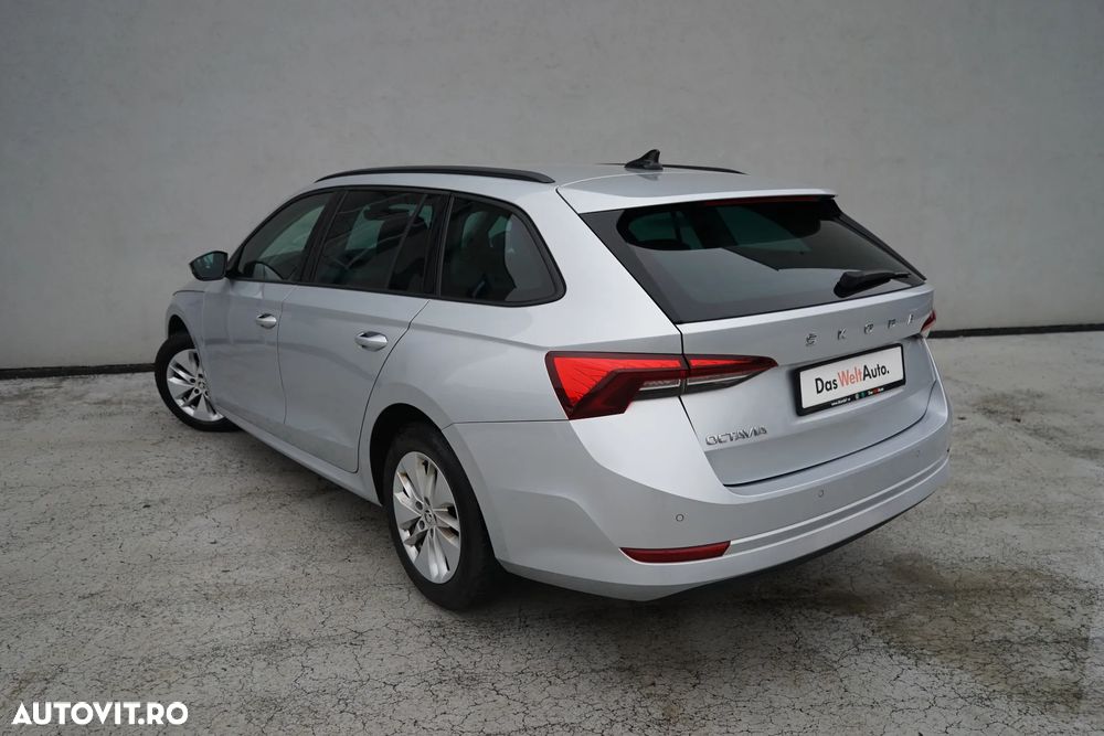 Skoda Octavia 2.0 TDI DSG Ambition - 4