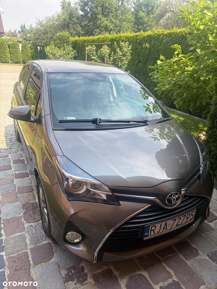 Toyota Yaris 1.33 Premium - 7