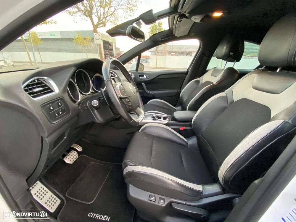 Citroën DS4 1.6 e-HDi So Chic ETG6 - 12