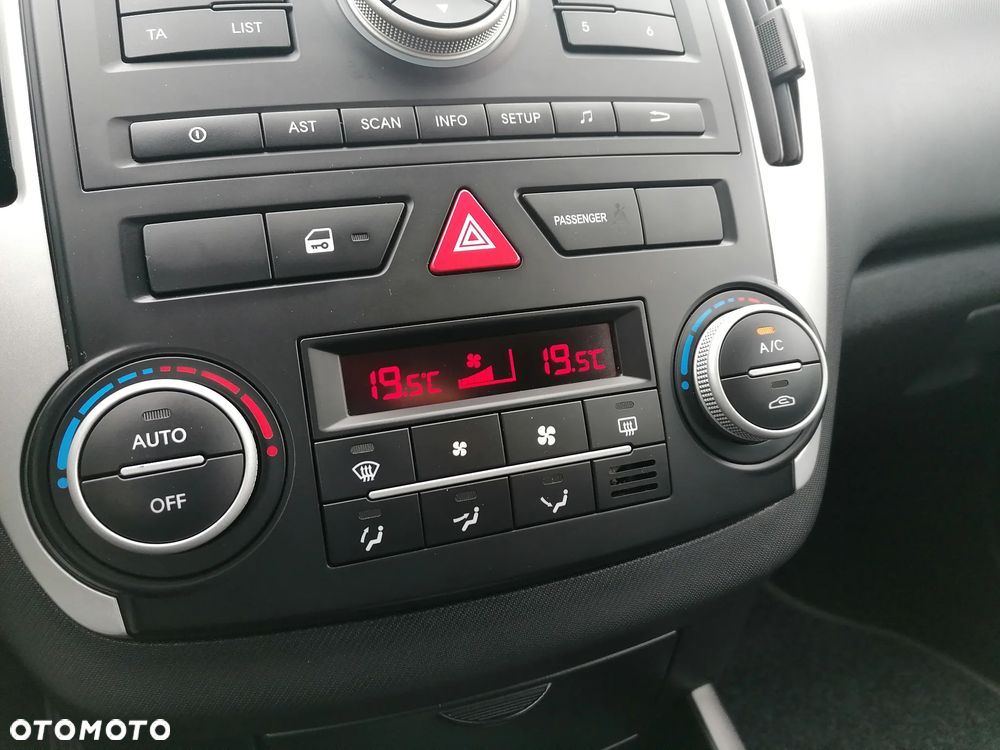 Kia Ceed 1.4 CVVT Spirit - 21