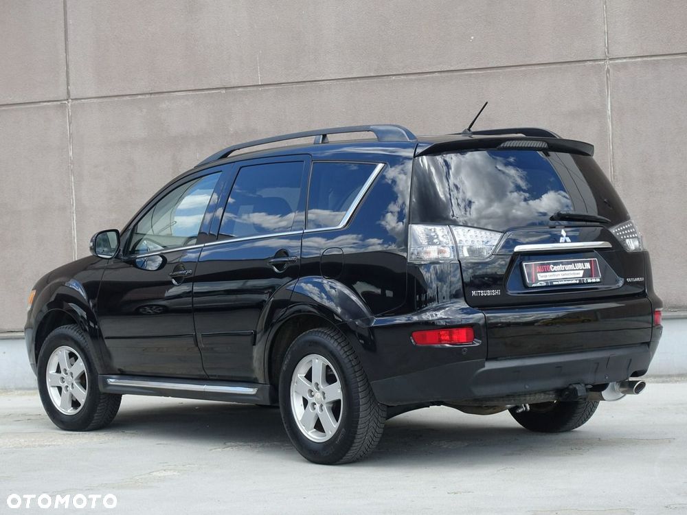 Mitsubishi Outlander 2.4 4WD Invite - 9