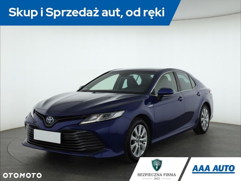 Toyota Camry - 2