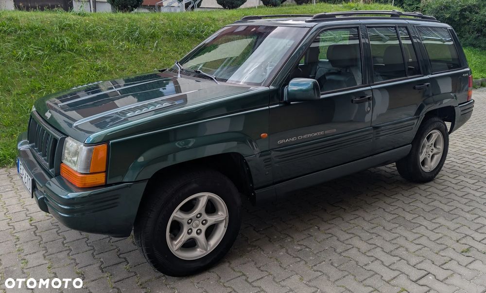 Jeep Grand Cherokee - 17