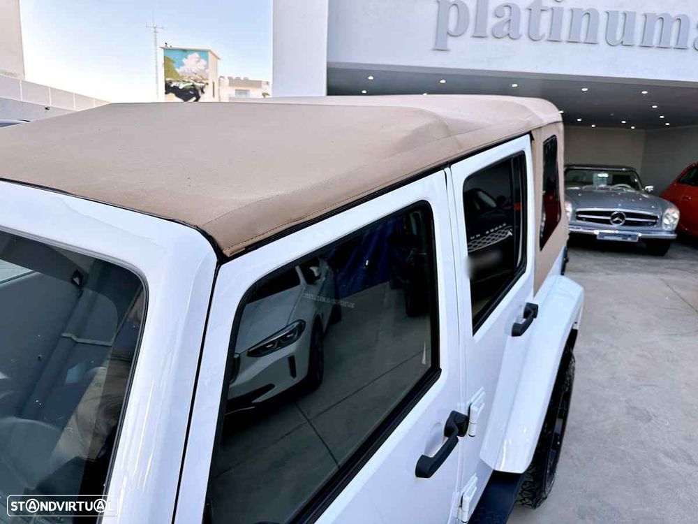 Jeep Wrangler Unlimited - 59