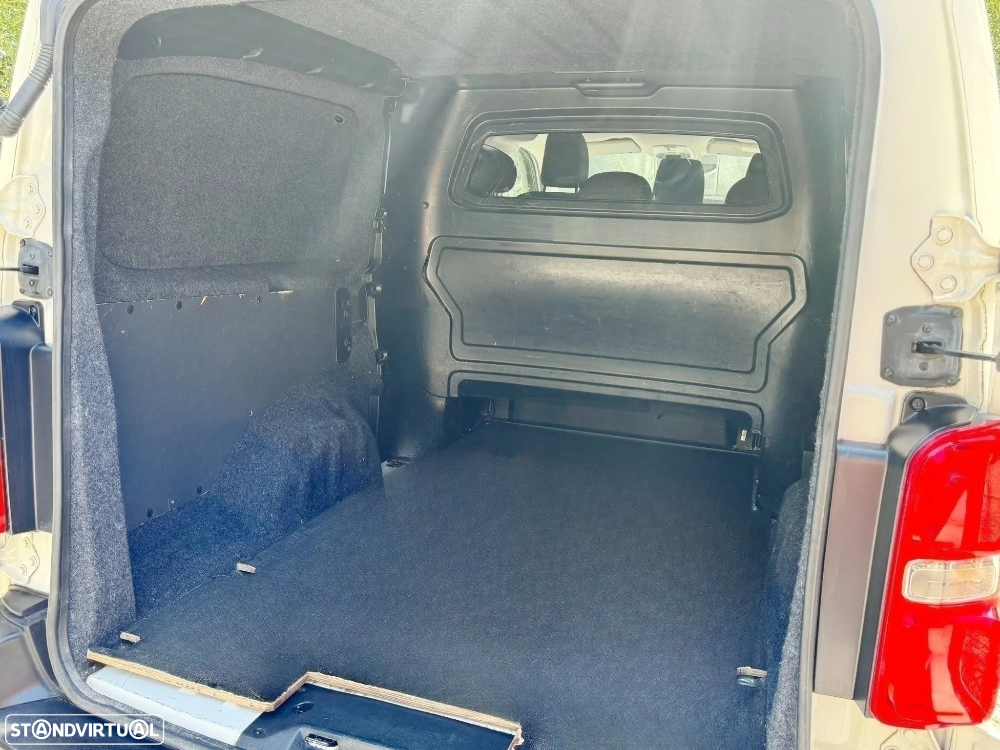 Citroën Jumpy 2.0 BLUEHDI XL CONFORT SEMI-VIDRADO LONGA - 9