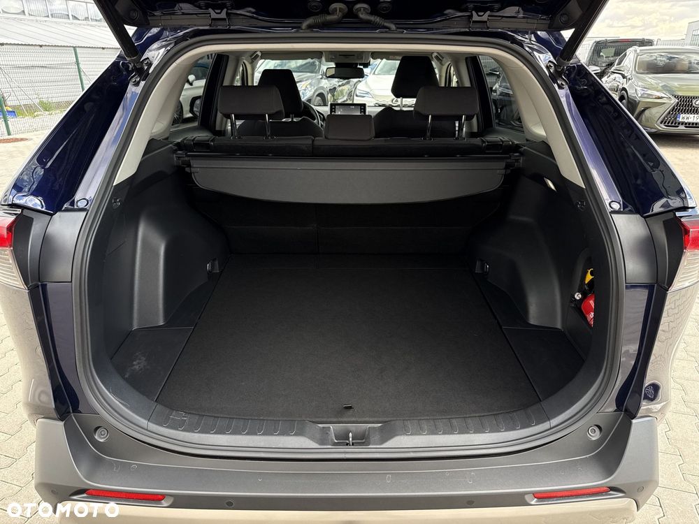 Toyota RAV4 - 11