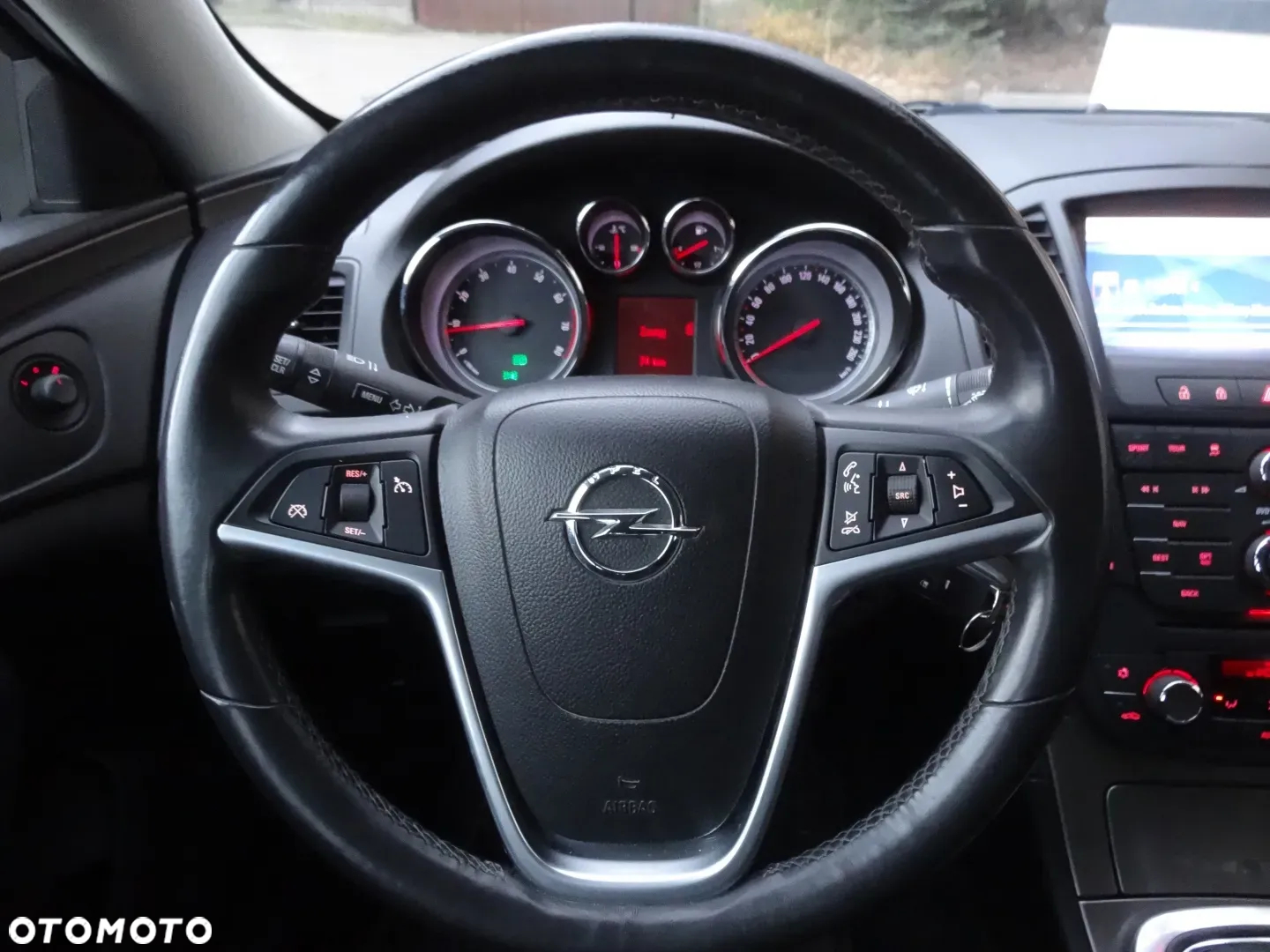 Opel Insignia 1.6 Turbo Sport - 26