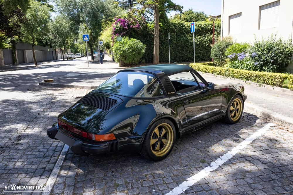 Porsche 911 (964) - 13