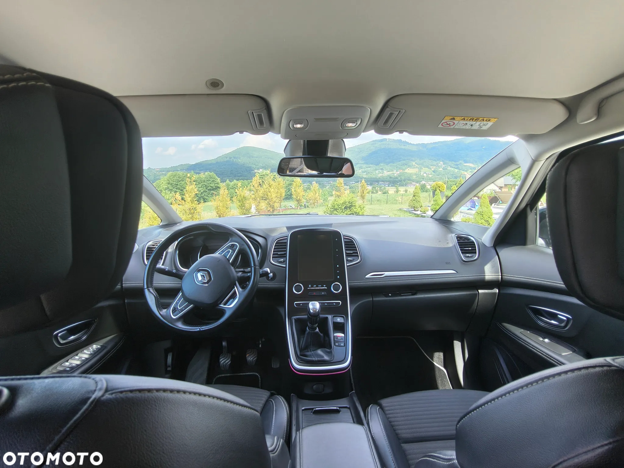 Renault Scenic ENERGY TCe 130 INITIALE PARIS - 15