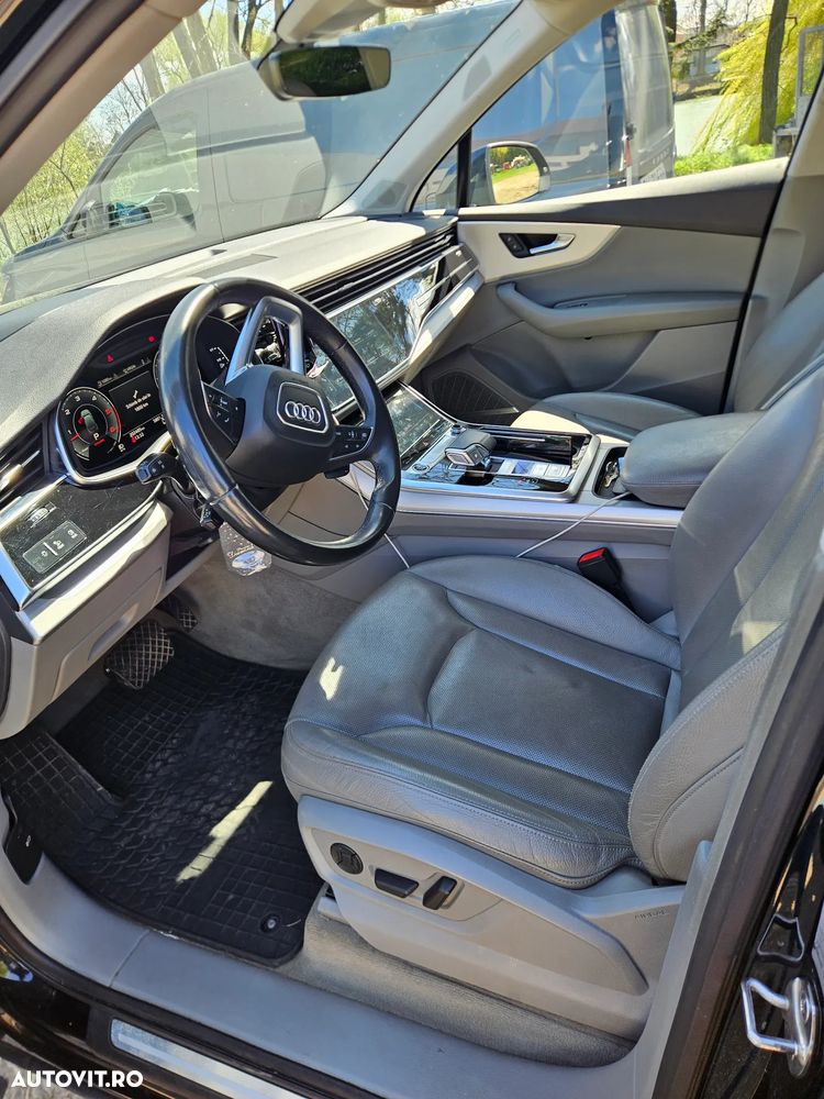 Audi Q7 3.0 50 TDI quattro Tiptronic - 12