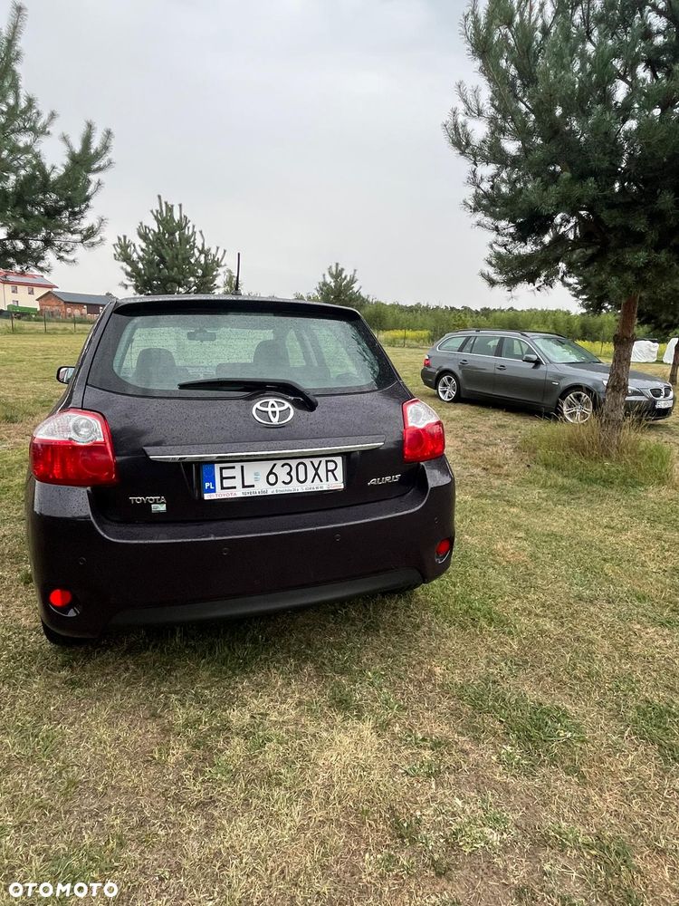 Toyota Auris 1.4 D-4D Luna - 5