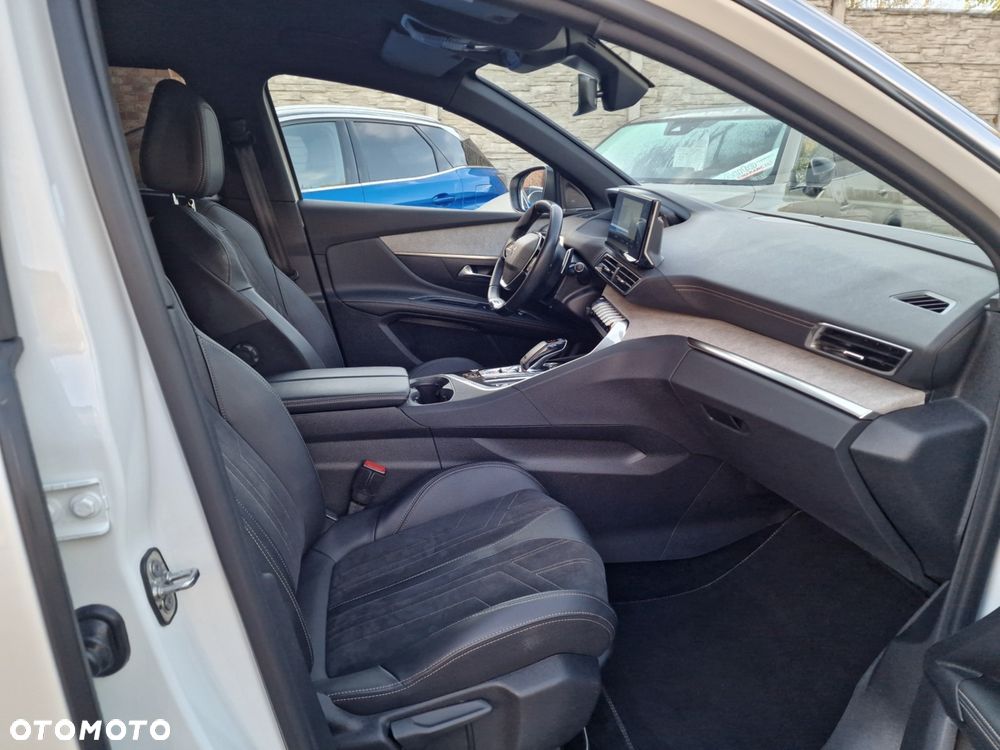 Peugeot 5008 2023