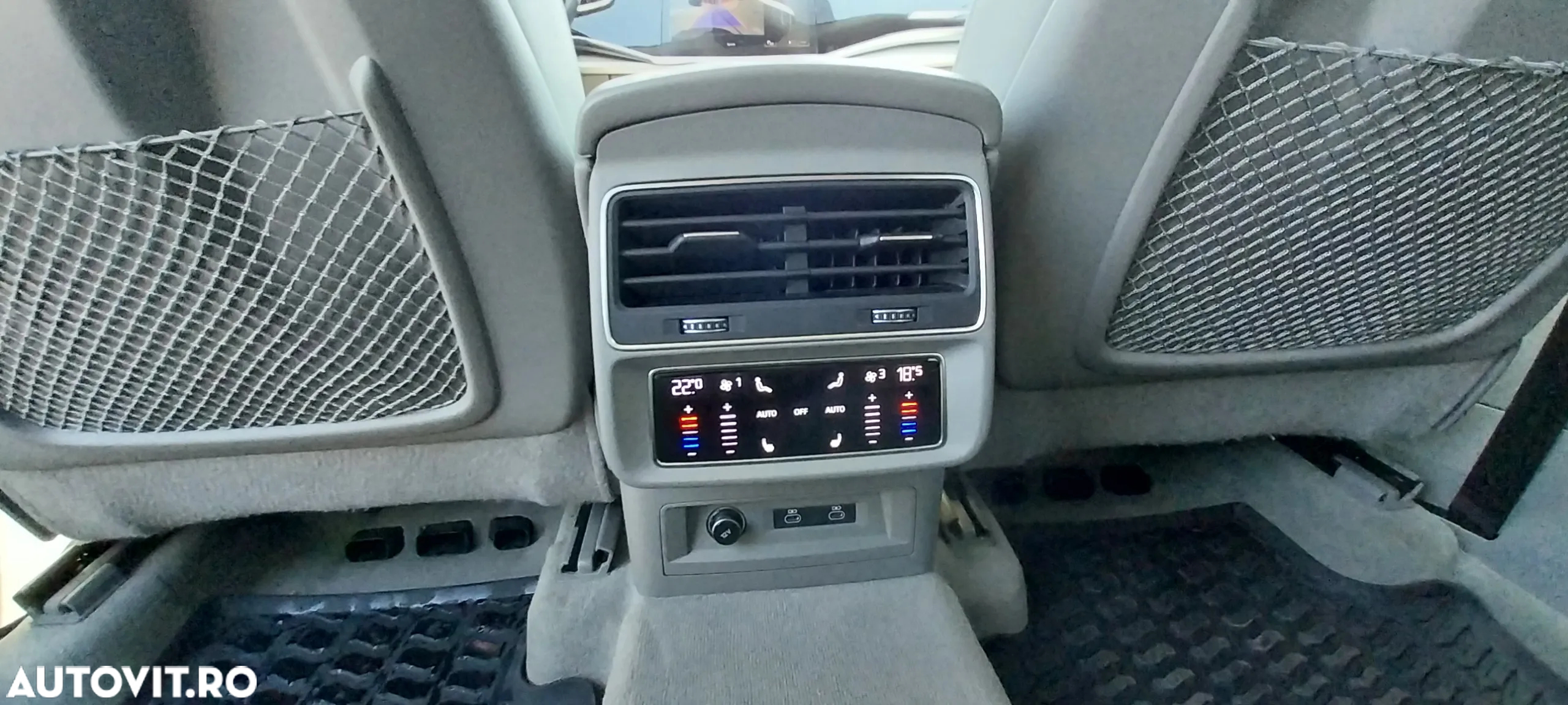 Audi Q7 - 10