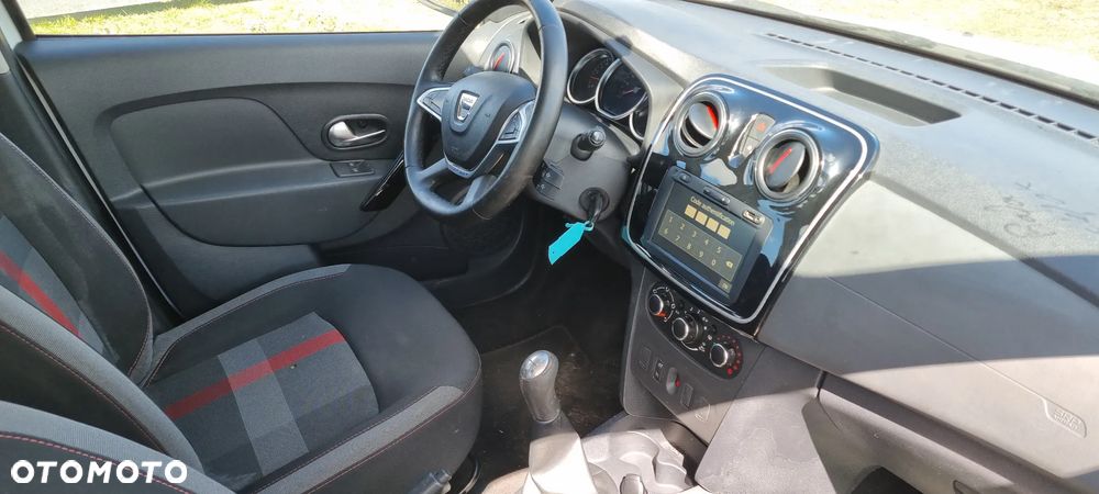 Dacia Sandero Stepway 0.9 TCe Ambiance S&S EU6 - 9