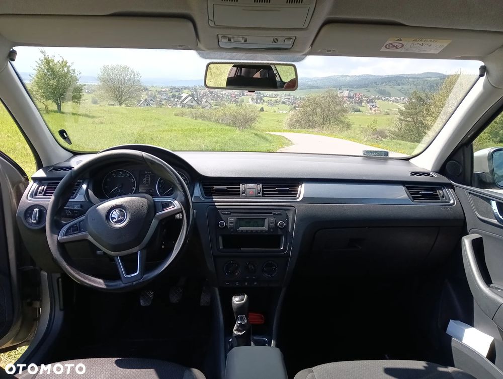 Skoda RAPID 1.2 Active - 8