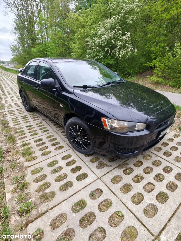 Mitsubishi Lancer 1.8 Inform - 10