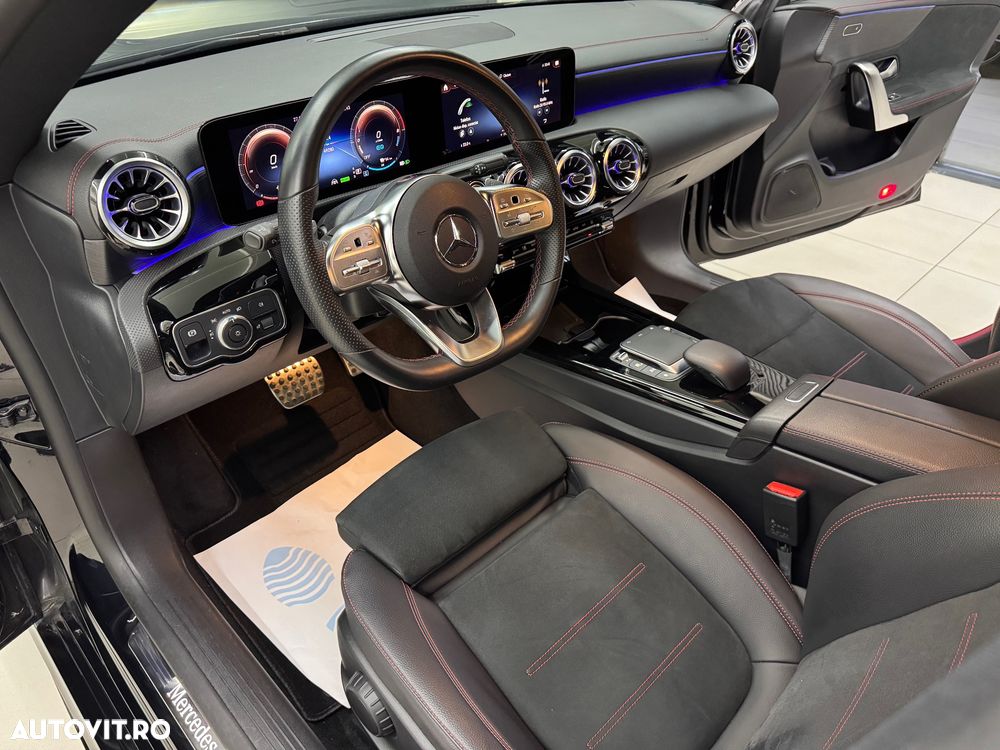 Mercedes-Benz CLA 250 e 8G-DCT AMG Line - 34