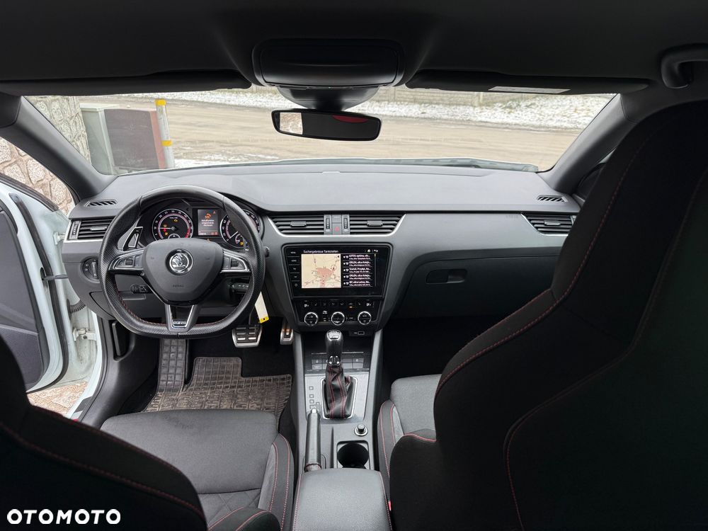 Skoda Octavia 2.0 TDI (Green tec) 4x4 DSG RS - 9