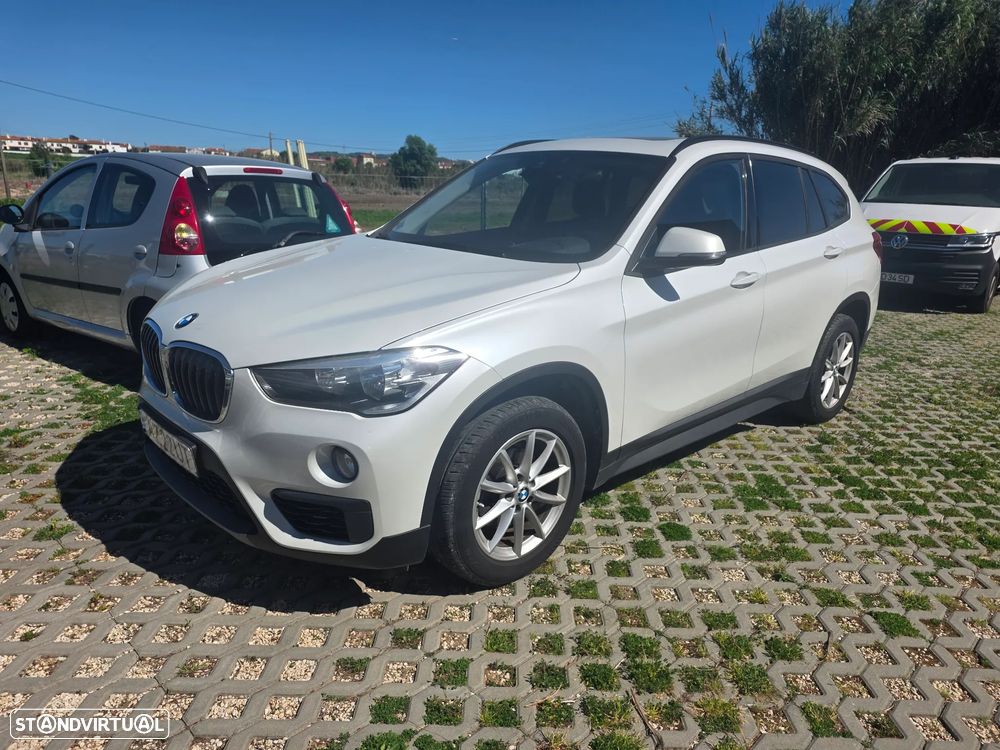 BMW X1 16 d sDrive Line Sport - 2