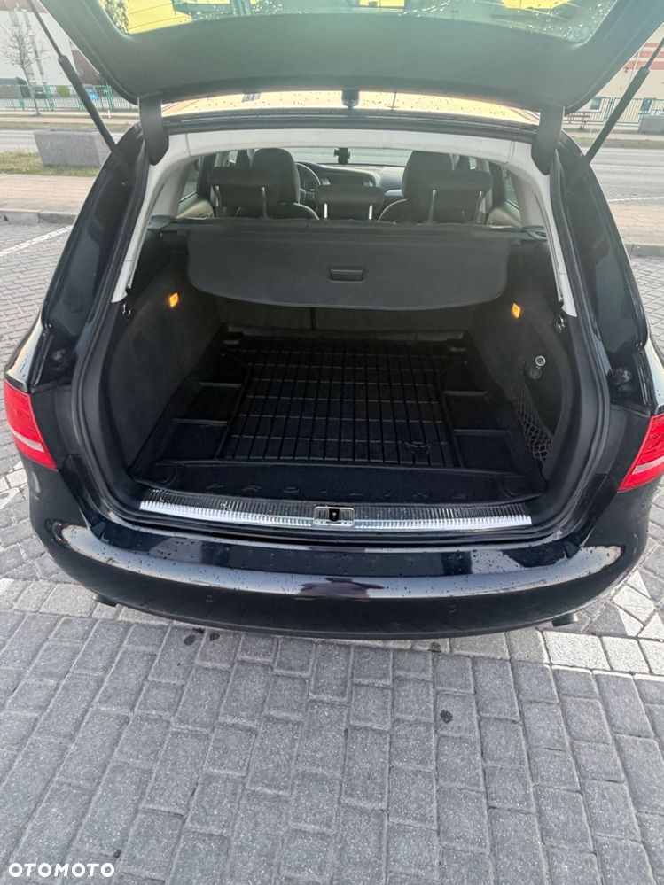 Audi A4 Avant - 4