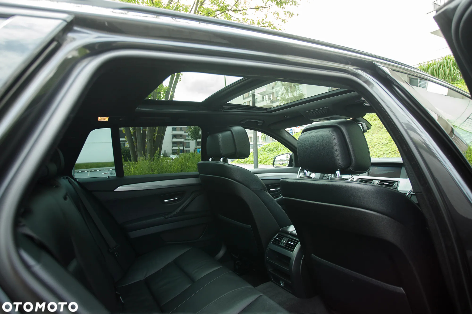 BMW Seria 5 520d Touring Sport-Aut - 24